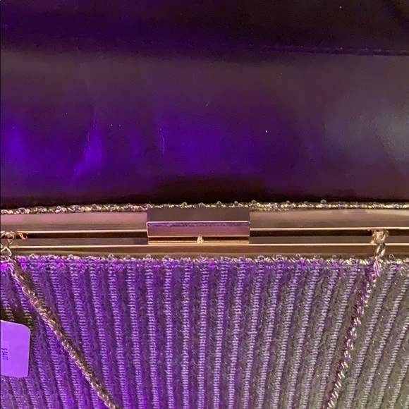 Gold clutch new with tags - Picture 4 of 6